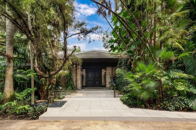 3373 Poinciana Avenue, Miami, FL 33133