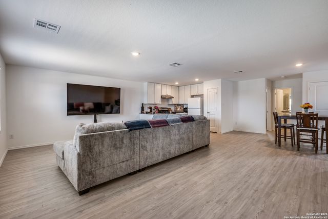 8623 Astral Place, San Antonio, TX 78252