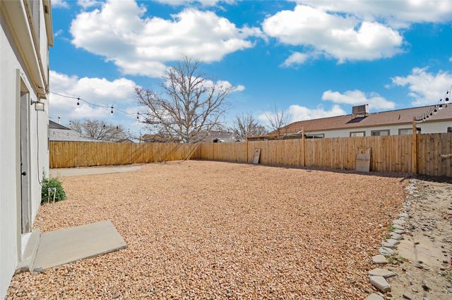 1304 Elkslip Drive NE, Rio Rancho, NM 87144