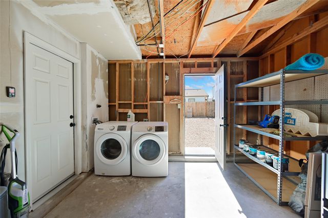 1304 Elkslip Drive NE, Rio Rancho, NM 87144