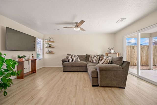 1304 Elkslip Drive NE, Rio Rancho, NM 87144