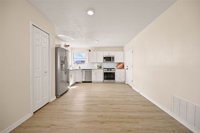 1304 Elkslip Drive NE, Rio Rancho, NM 87144