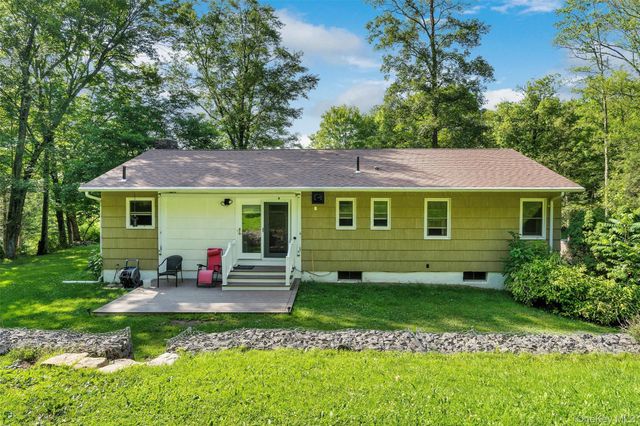 1051 South Road, Wurtsboro, NY 12790