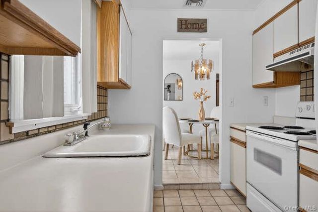 1075 Olympia Road, North Bellmore, NY 11710