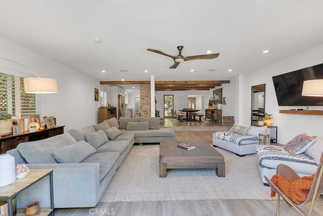 22117 Ybarra, Woodland Hills, CA 91364