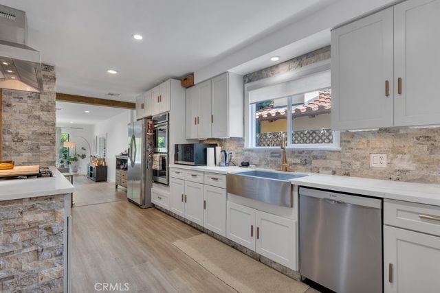 22117 Ybarra, Woodland Hills, CA 91364