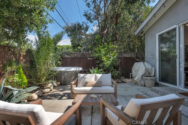 22117 Ybarra, Woodland Hills, CA 91364