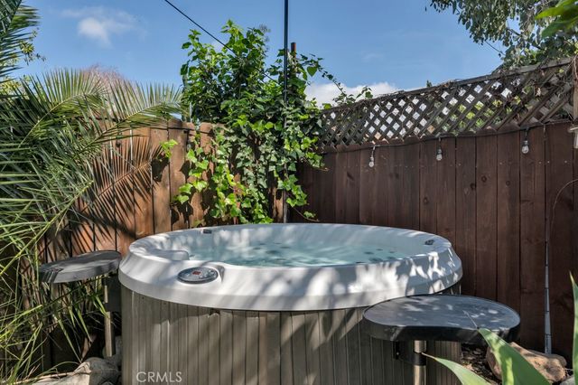 22117 Ybarra, Woodland Hills, CA 91364