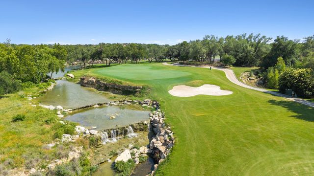 50 Tiburon DR, The Hills, TX 78738