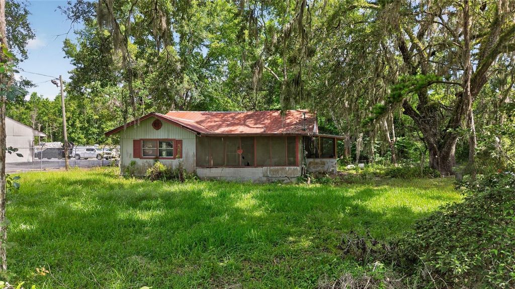 19370 FORT DADE AVENUE, Brooksville, FL 34601