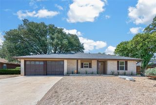 503 Lakeway DR, Georgetown, TX 78628