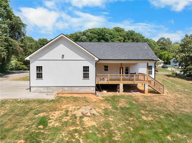 465 Bremen Garden Drive, Lexington, NC 27295