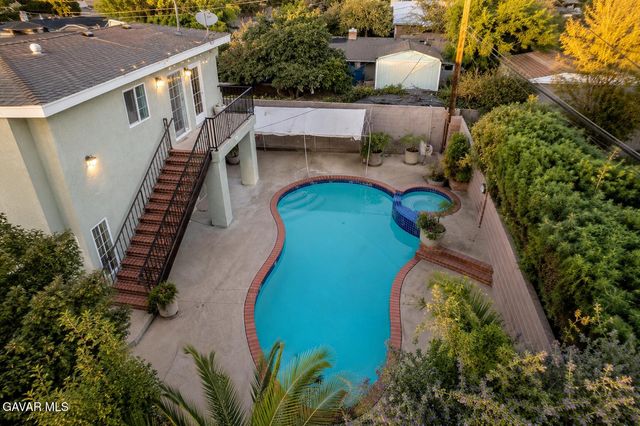 11138 Collett Avenue, Granada Hills, CA 91344