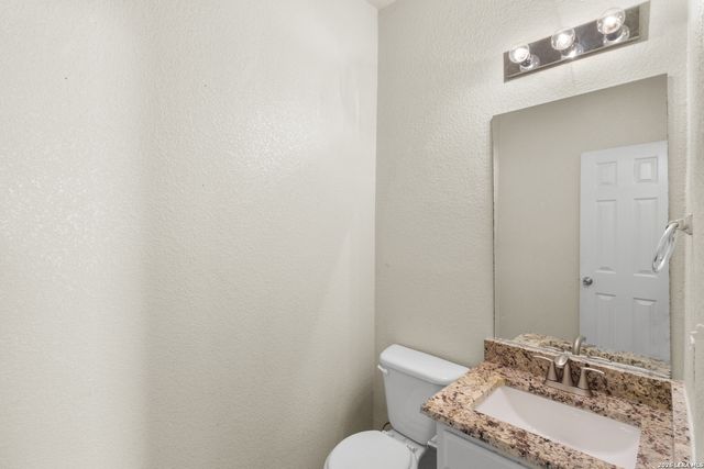 2269 Hidden Meadow, New Braunfels, TX 78130