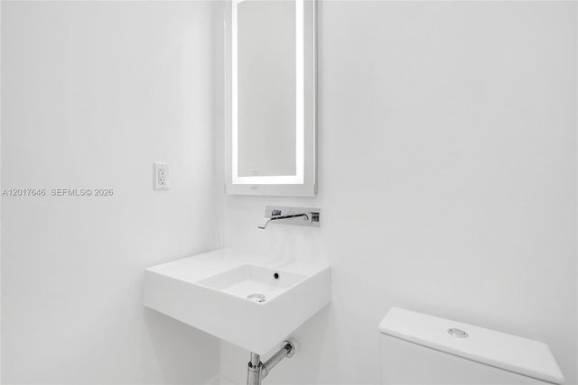 1311 Bay Dr, Miami Beach, FL 33141