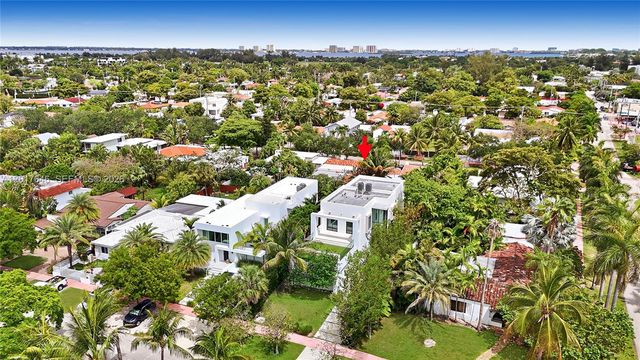 1311 Bay Dr, Miami Beach, FL 33141