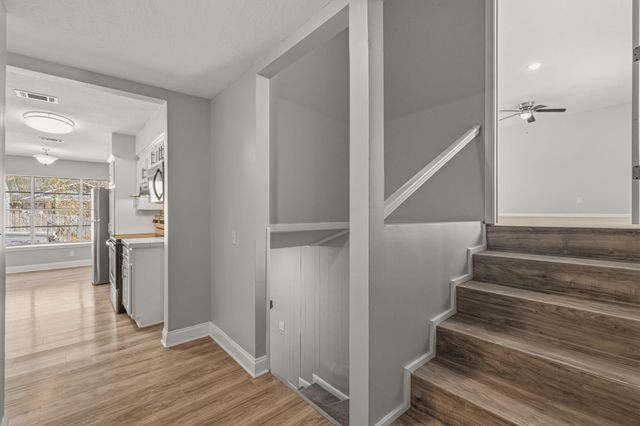 44 Sharmont Dr, Hattiesburg, MS 39402