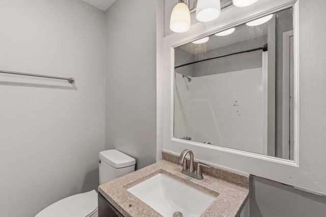 44 Sharmont Dr, Hattiesburg, MS 39402