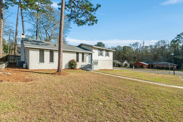 44 Sharmont Dr, Hattiesburg, MS 39402