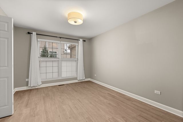 754 Rockhurst Road, Bolingbrook, IL 60440