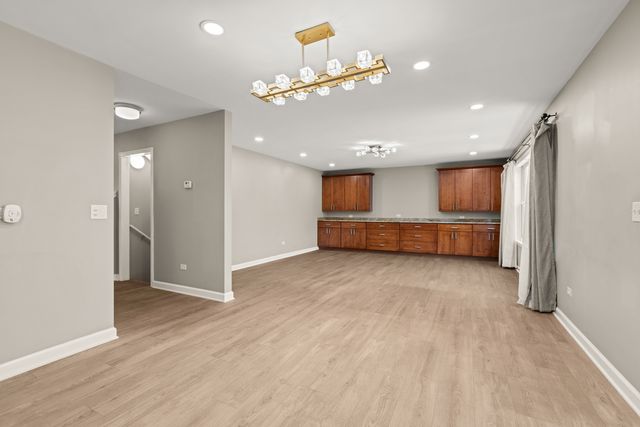 754 Rockhurst Road, Bolingbrook, IL 60440