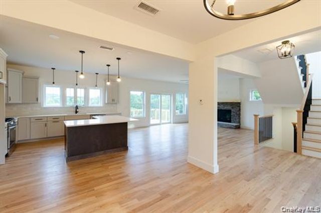 750 Ridgebury Road, Slate Hill, NY 10973