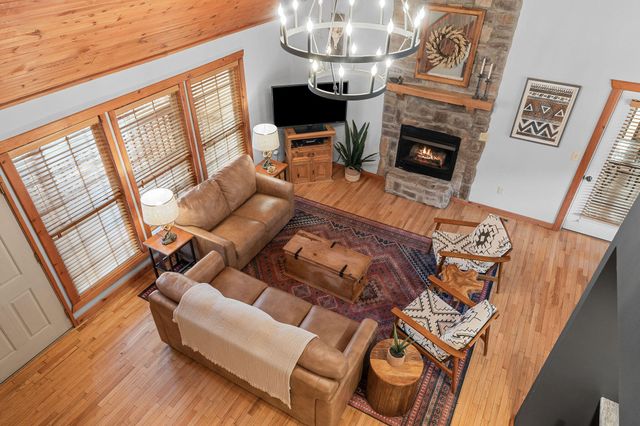 28 Stepping Stone Way, Branson West, MO 65737