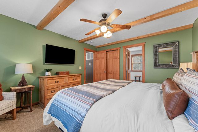 28 Stepping Stone Way, Branson West, MO 65737