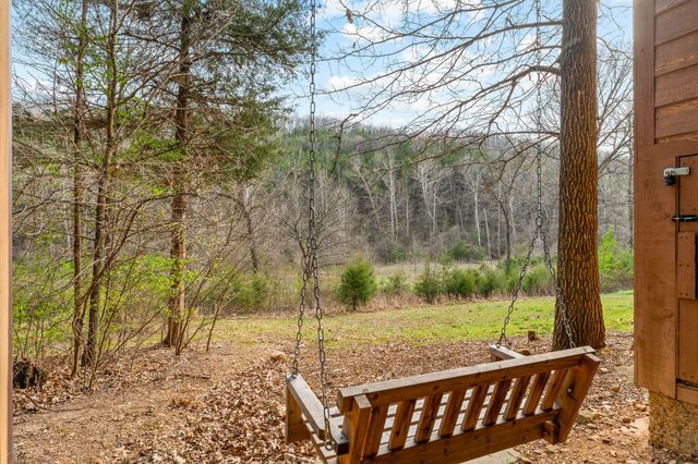 28 Stepping Stone Way, Branson West, MO 65737