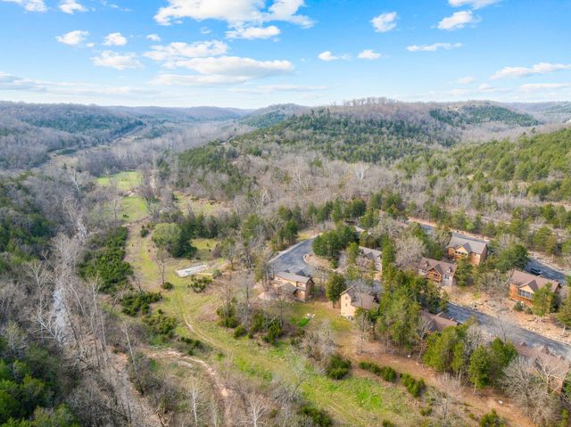 28 Stepping Stone Way, Branson West, MO 65737