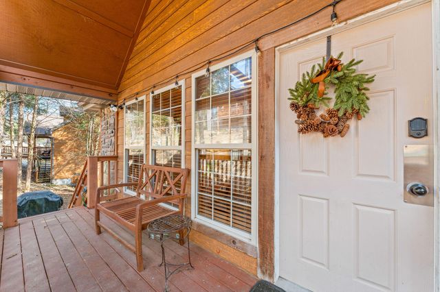 28 Stepping Stone Way, Branson West, MO 65737
