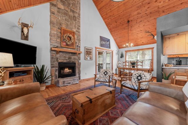 28 Stepping Stone Way, Branson West, MO 65737