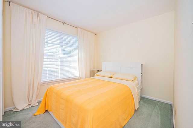 44186 SHADY GLEN TER, Ashburn, VA 20147