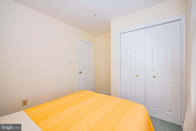 44186 SHADY GLEN TER, Ashburn, VA 20147