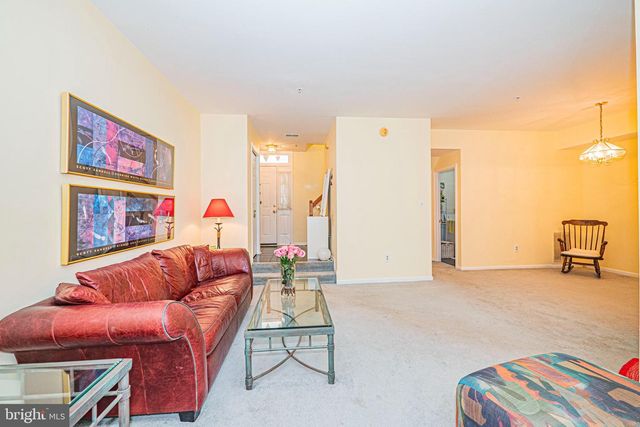 44186 SHADY GLEN TER, Ashburn, VA 20147