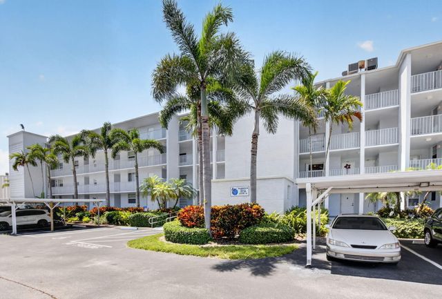 689 NE 6th Court 4030, Boynton Beach, FL 33435