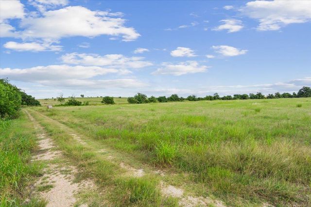 1700 CR 322, Bartlett, TX 76511