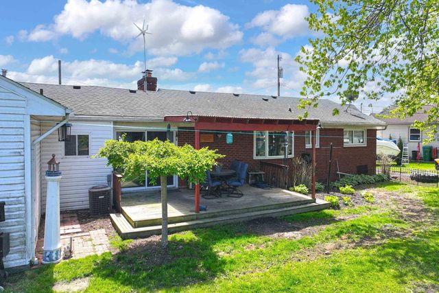 46891 Roselane Drive, Chesterfield Twp, MI 48047