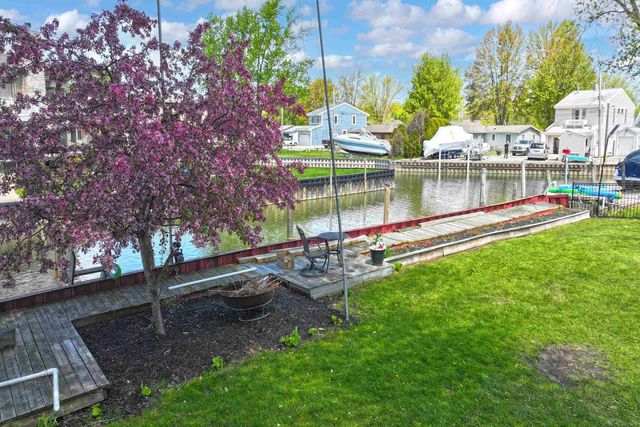 46891 Roselane Drive, Chesterfield Twp, MI 48047