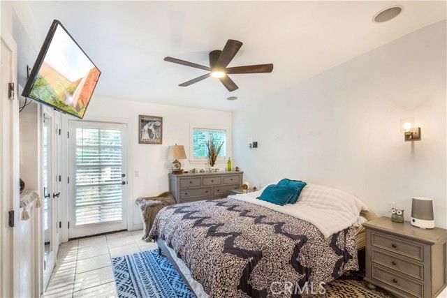 1027 S Live Oak Park, Fallbrook, CA 92028