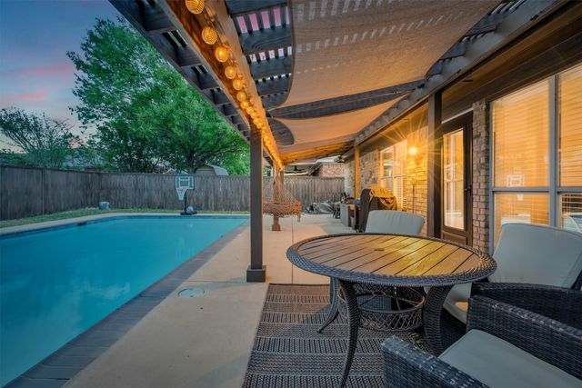 10240 Brea Canyon Road, Fort Worth, TX 76108