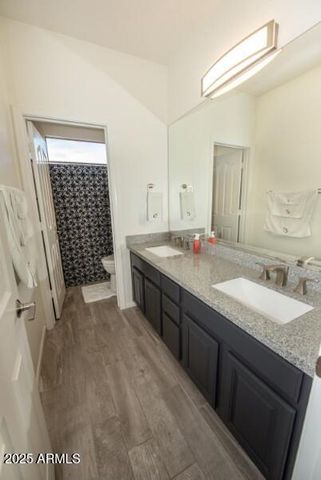 127 N DATE PALM Drive, Gilbert, AZ 85234