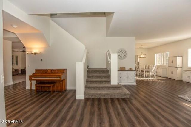 127 N DATE PALM Drive, Gilbert, AZ 85234