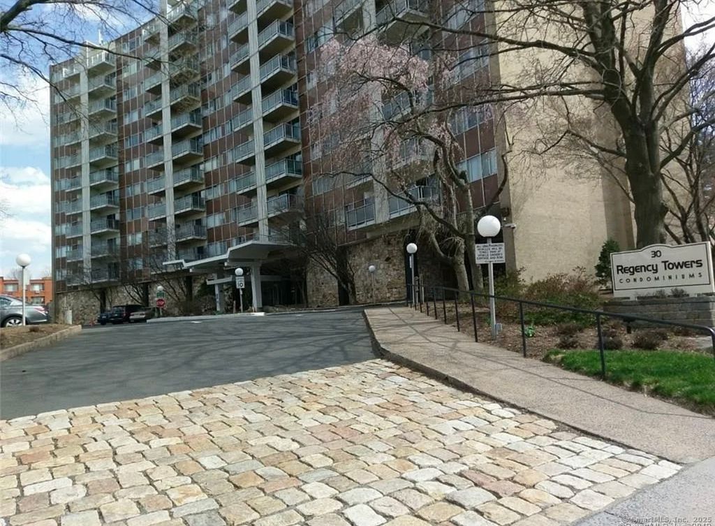 30 Woodland Street APT 3D, Hartford, CT 06105