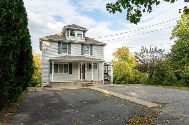4 Lafrance Drive, Hudson, MA 01749