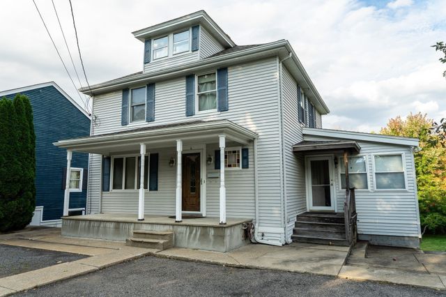 4 Lafrance Drive, Hudson, MA 01749