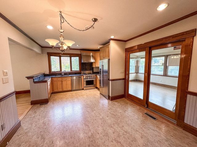 4 Lafrance Drive, Hudson, MA 01749