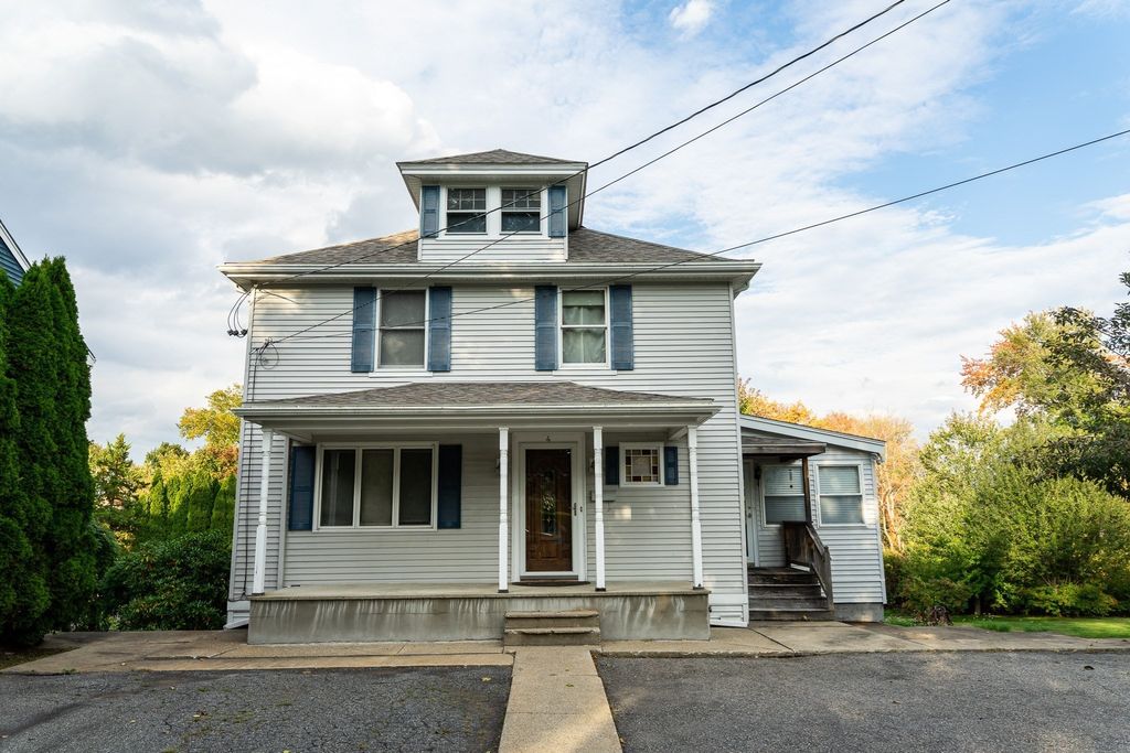 4 Lafrance Drive, Hudson, MA 01749