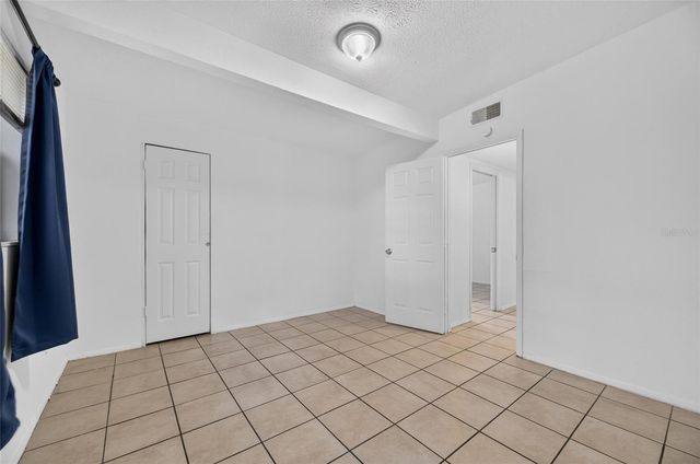 8726 & 8728 N 48TH STREET, Tampa, FL 33617