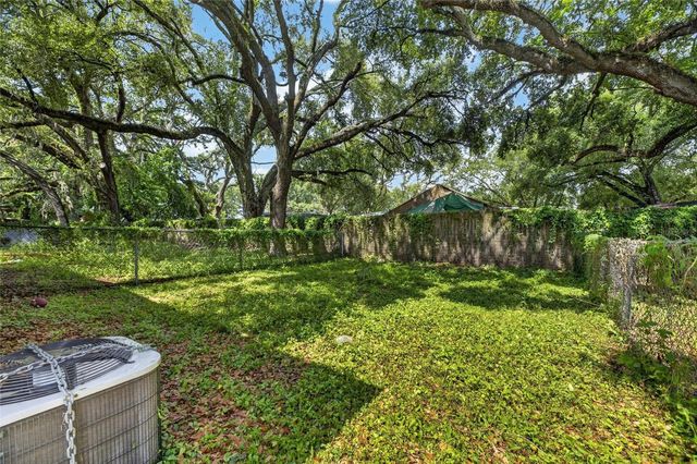 8726 & 8728 N 48TH STREET, Tampa, FL 33617